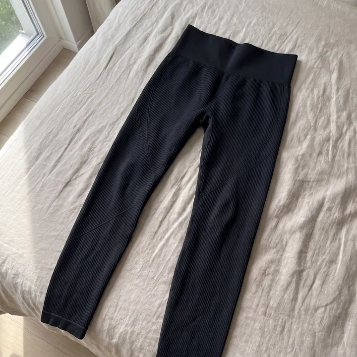 Luveon Legging 3D